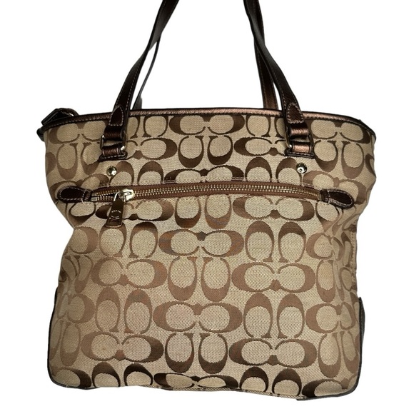 Coach Brown Purse‎ - Picture 4 of 6